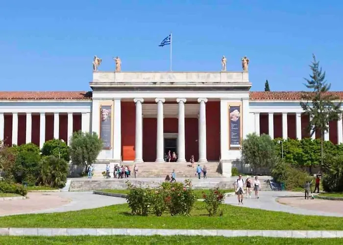 Newly Renovated Apartment In The Heart Of Athens.